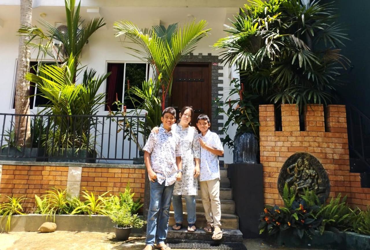 Star Rain Tour Inn Ratnapura Exterior photo